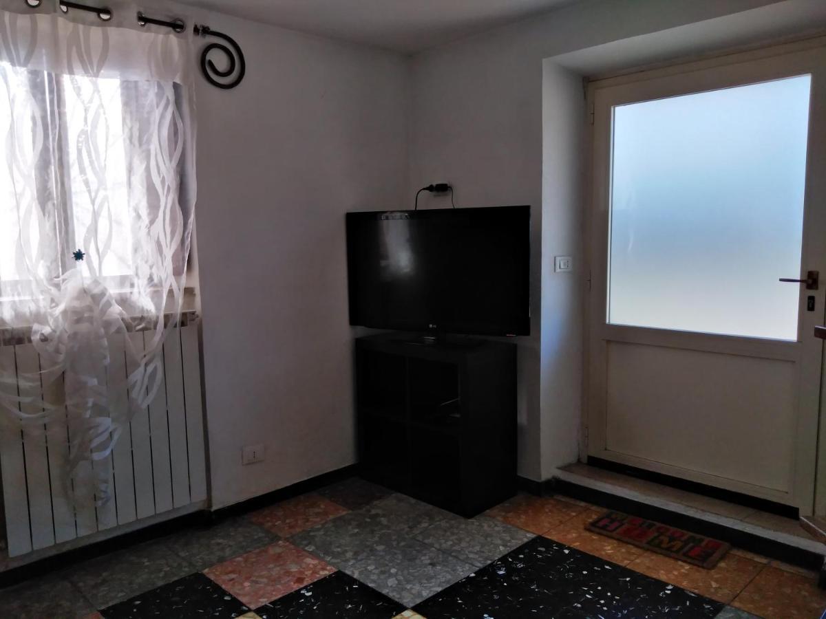 Appartamento La casa sul farfa Bocchignano Esterno foto