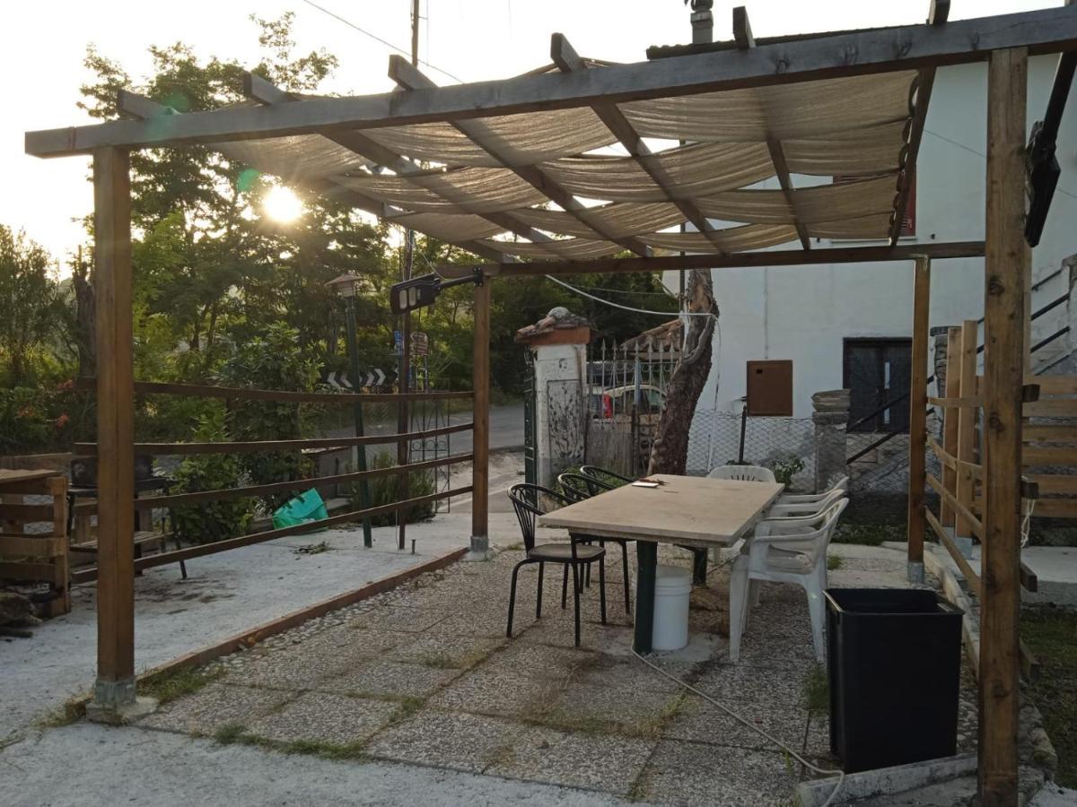 Appartamento La casa sul farfa Bocchignano Esterno foto
